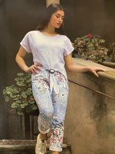 Load image into Gallery viewer, Cherishh Flower crop pant
