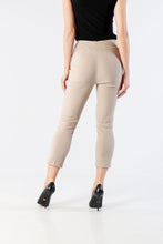 Load image into Gallery viewer, Joseph Ribkoff crop pant
