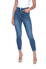 Load image into Gallery viewer, Frank Lyman denim capri
